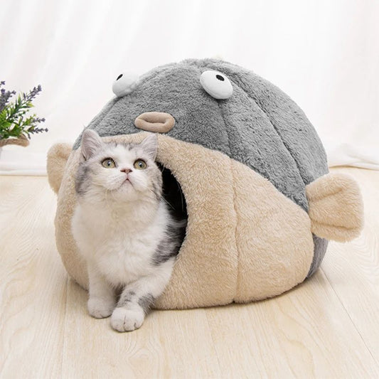 Accessoires pour chats mignons : tapis pour animaux en forme de poisson-ballon, coussins pour niche d'intérieur, lits pour chats et petits chiens.